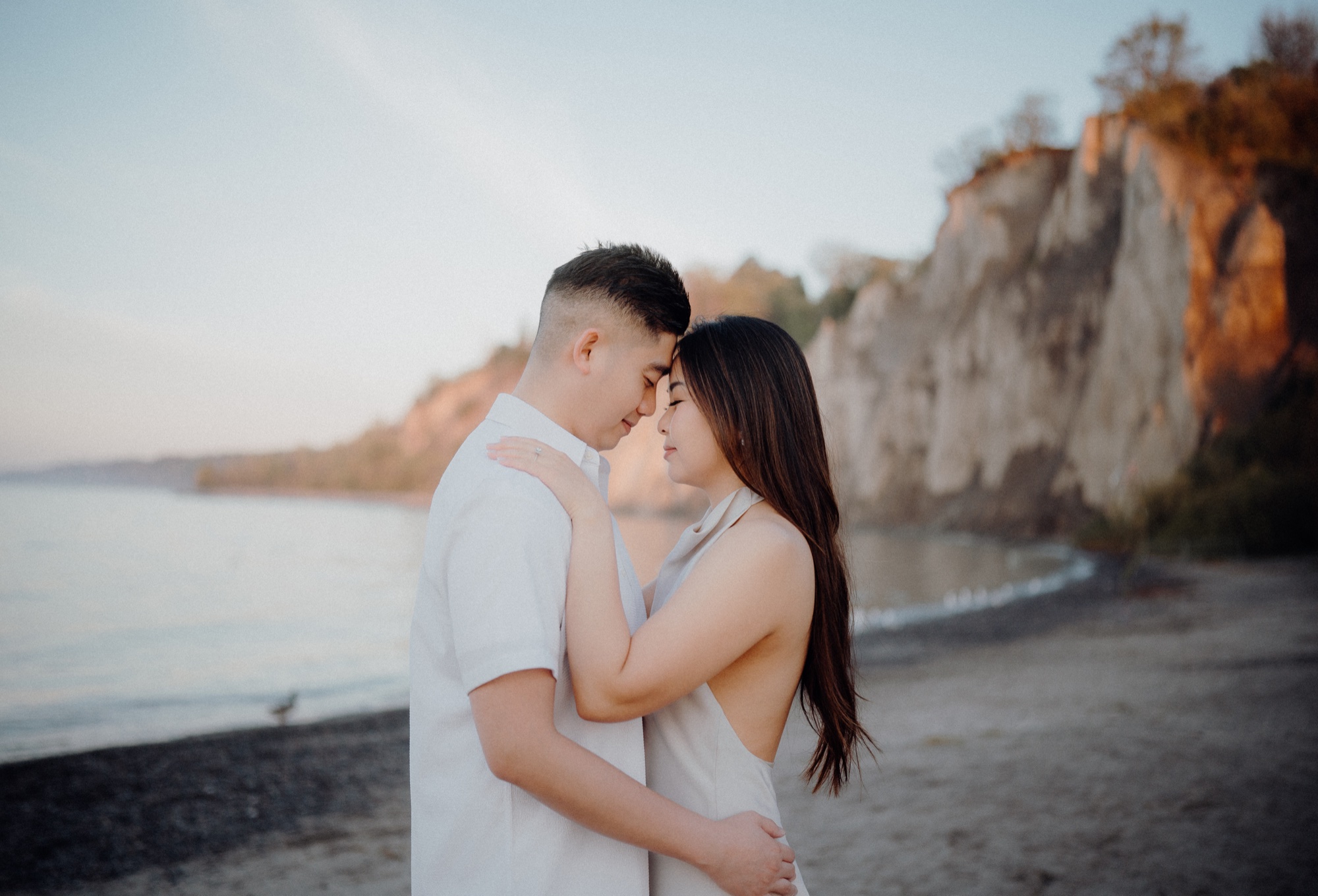 Tommy & Elen engagement session at Scarborough Bluffs, Scarborough, ON