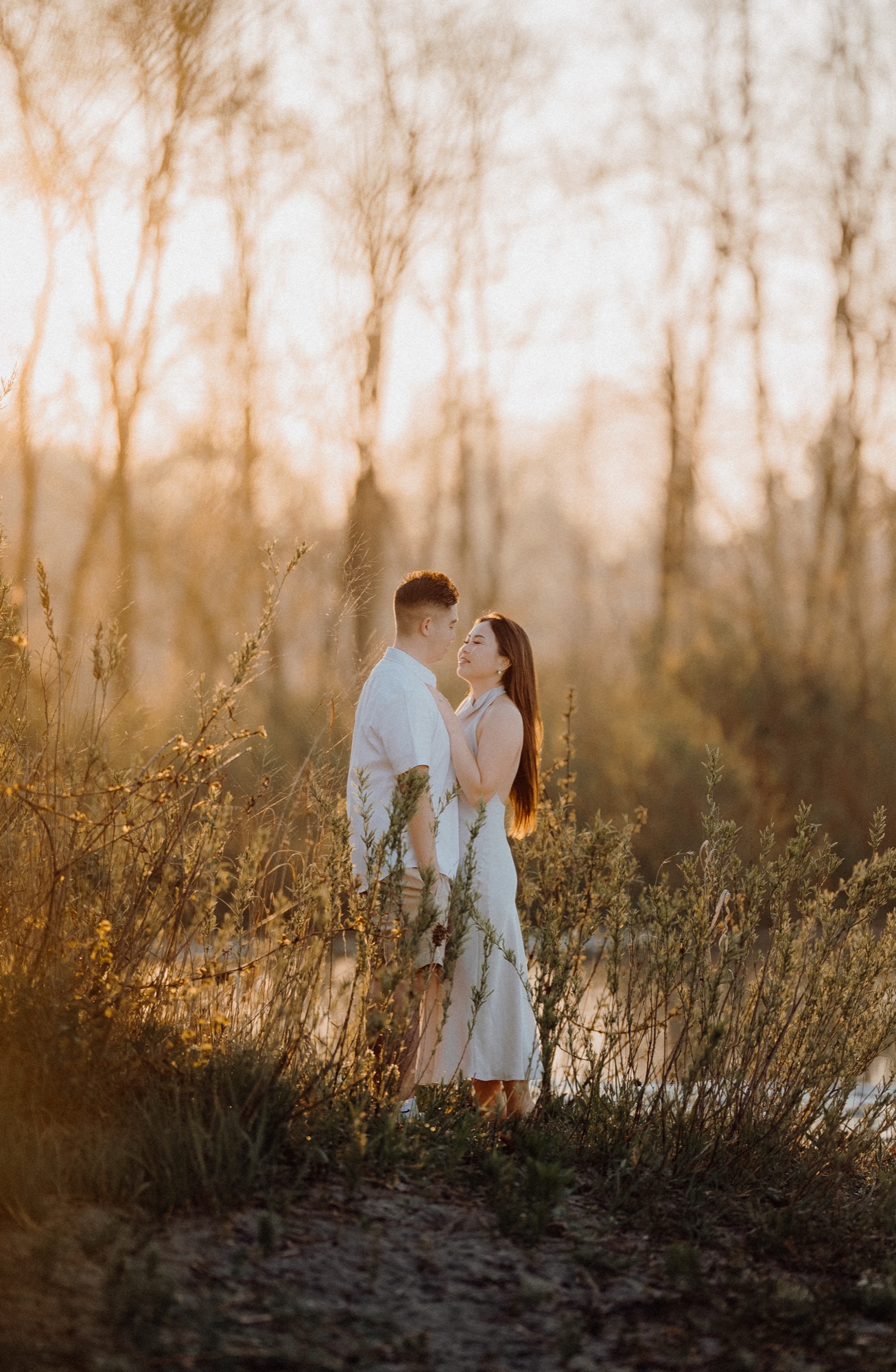 Tommy & Elen engagement session at Scarborough Bluffs, Scarborough, ON
