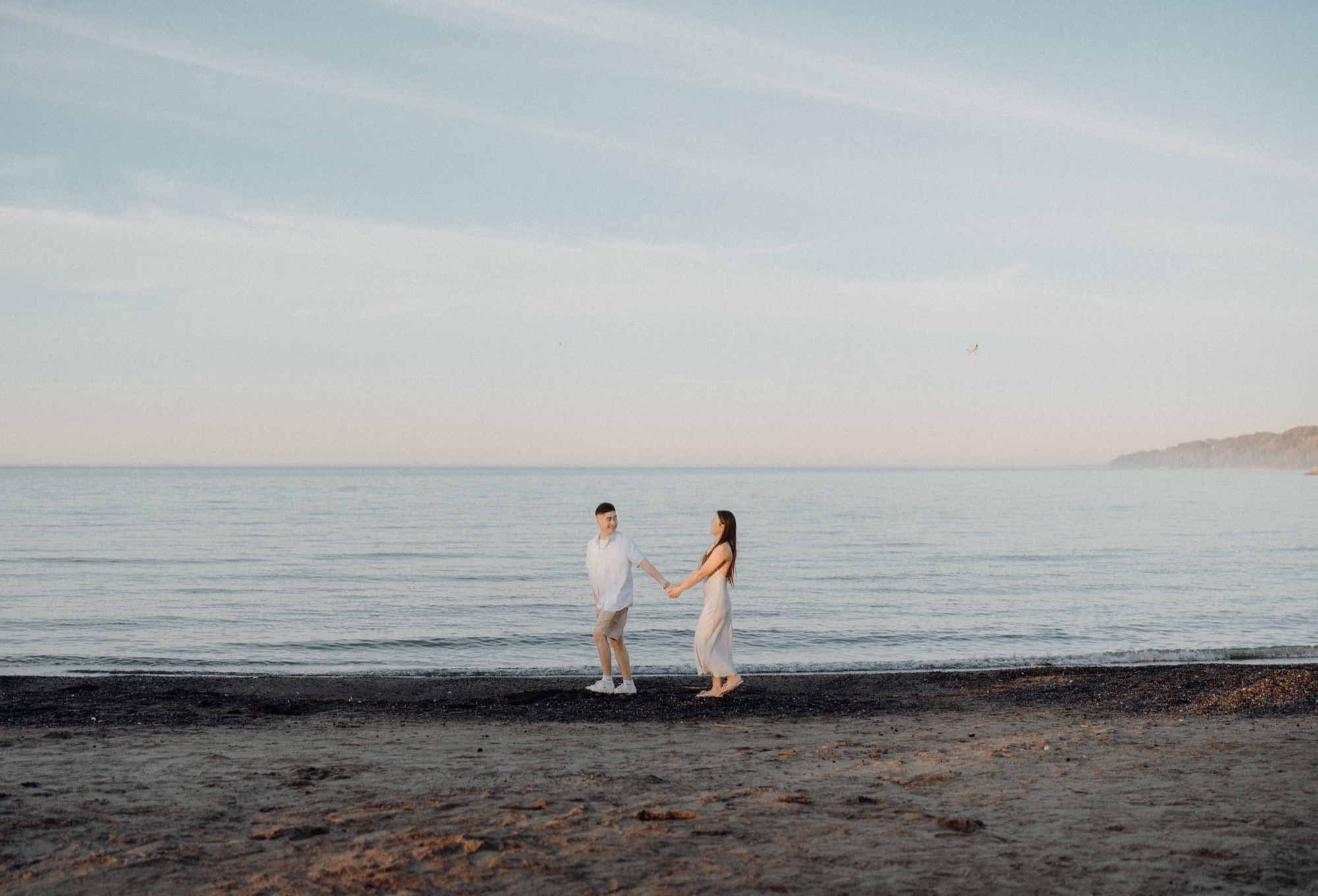 Tommy & Elen engagement session at Scarborough Bluffs, Scarborough, ON