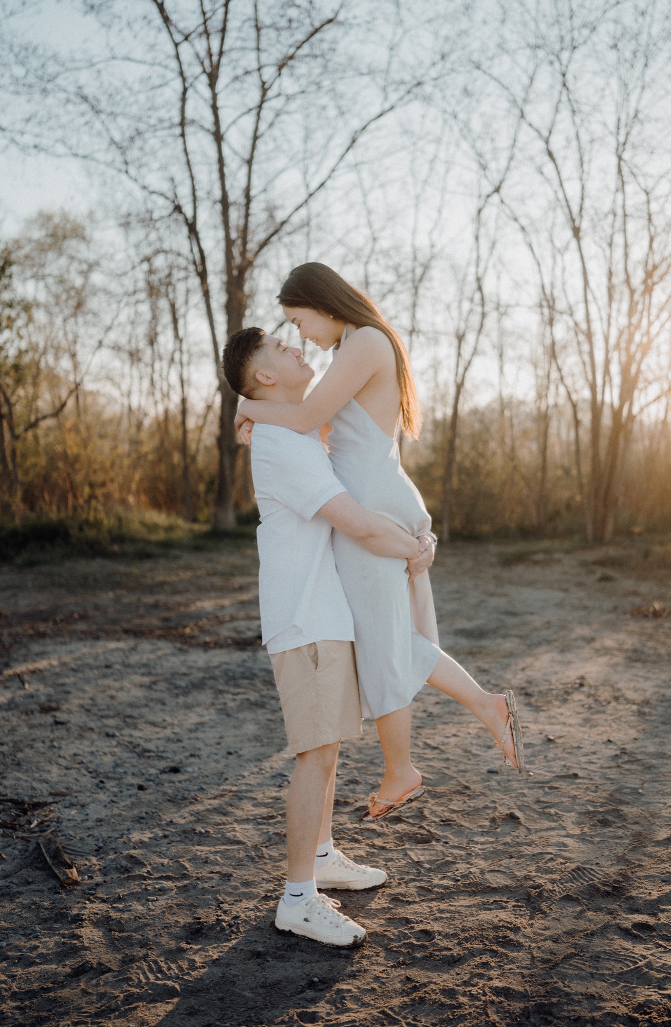 Tommy & Elen engagement session at Scarborough Bluffs, Scarborough, ON