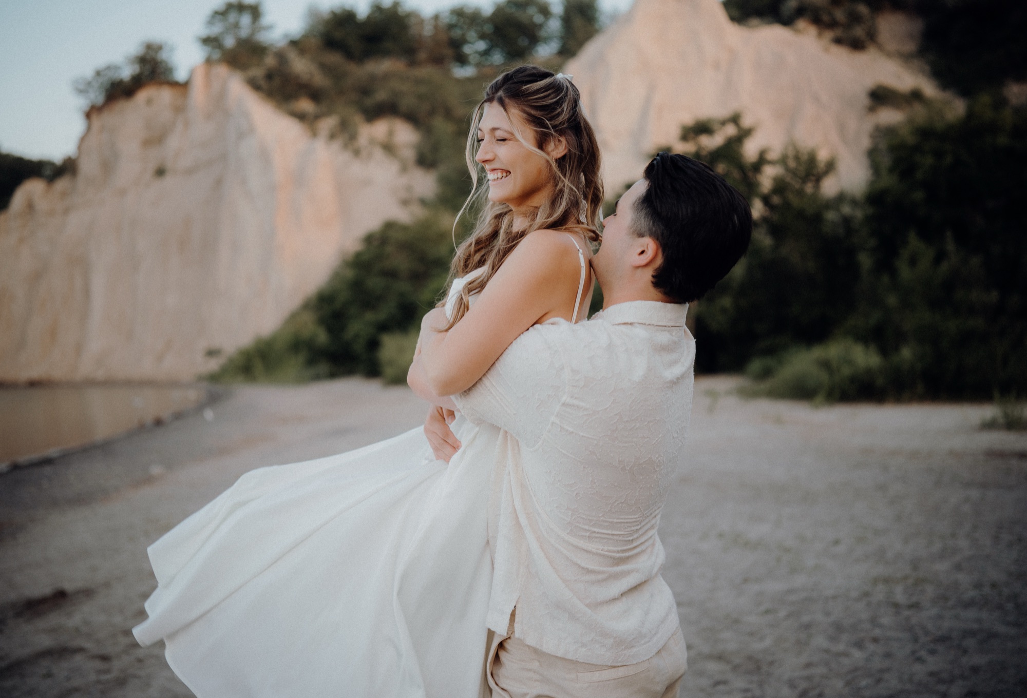 Zach & Heather sunrise engagement session at the Scarborough Bluffs, Toronto
