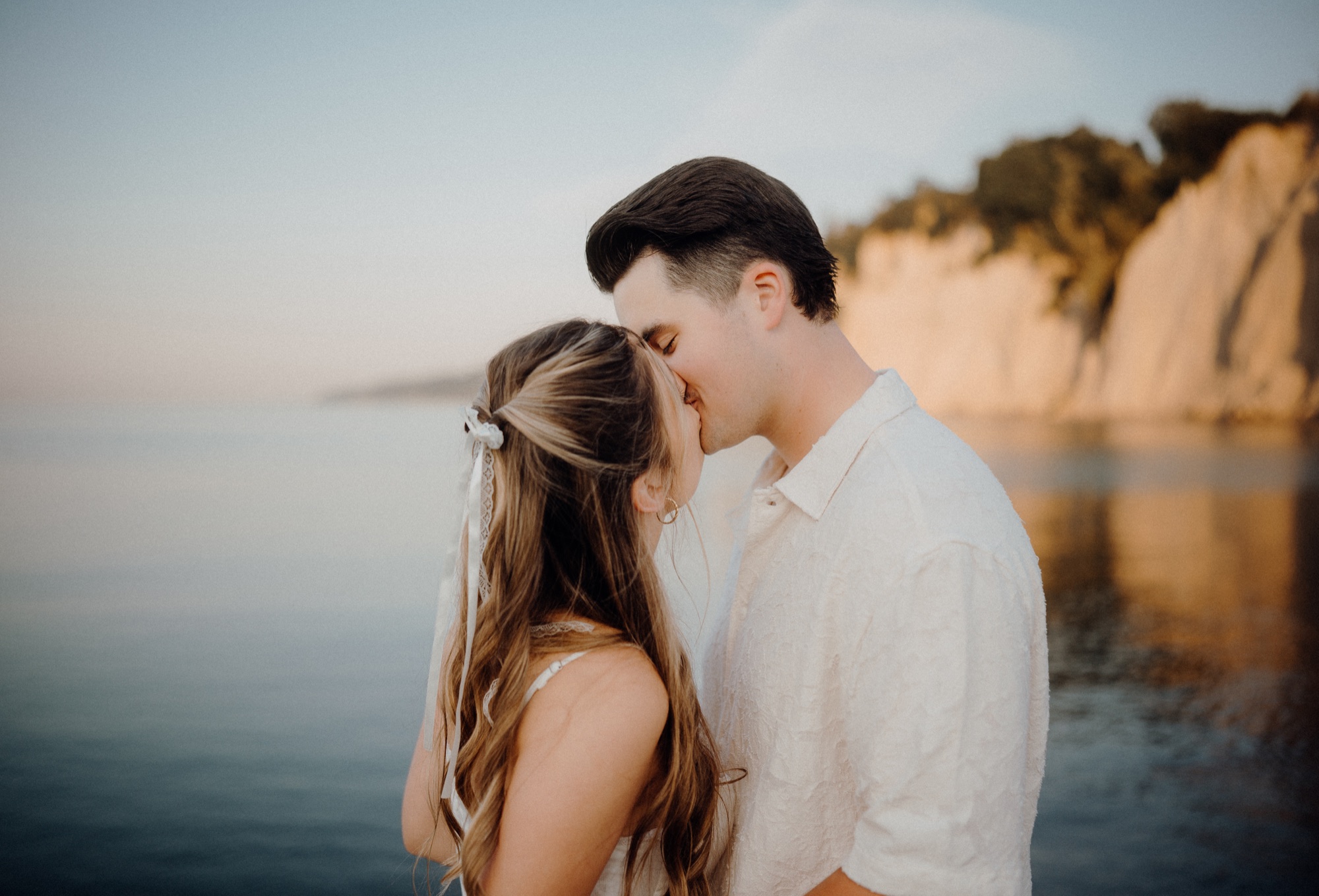 Zach & Heather sunrise engagement session at the Scarborough Bluffs, Toronto